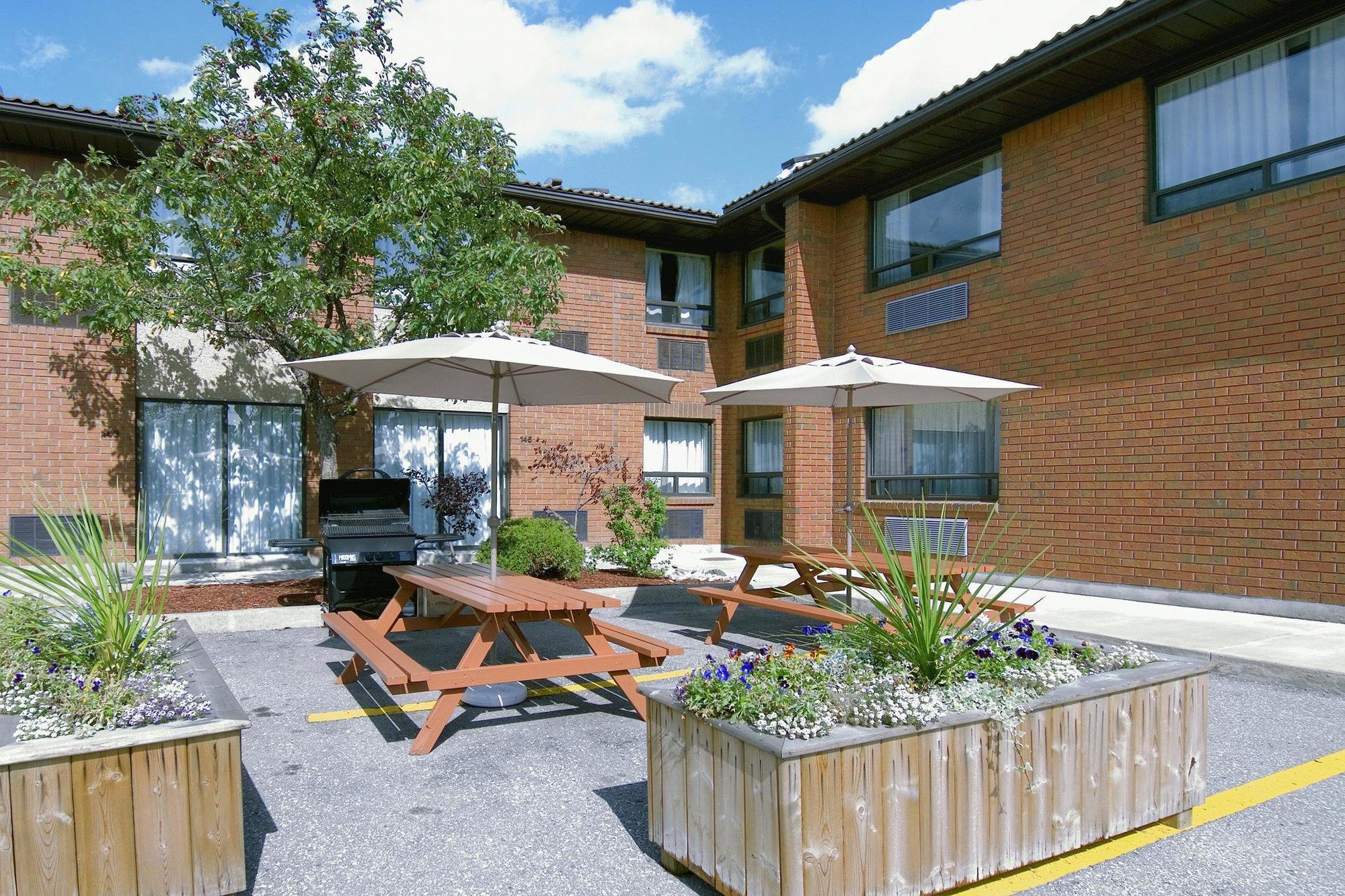 Comfort Inn Pickering Eksteriør bilde