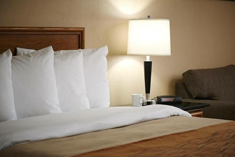 Comfort Inn Pickering Eksteriør bilde