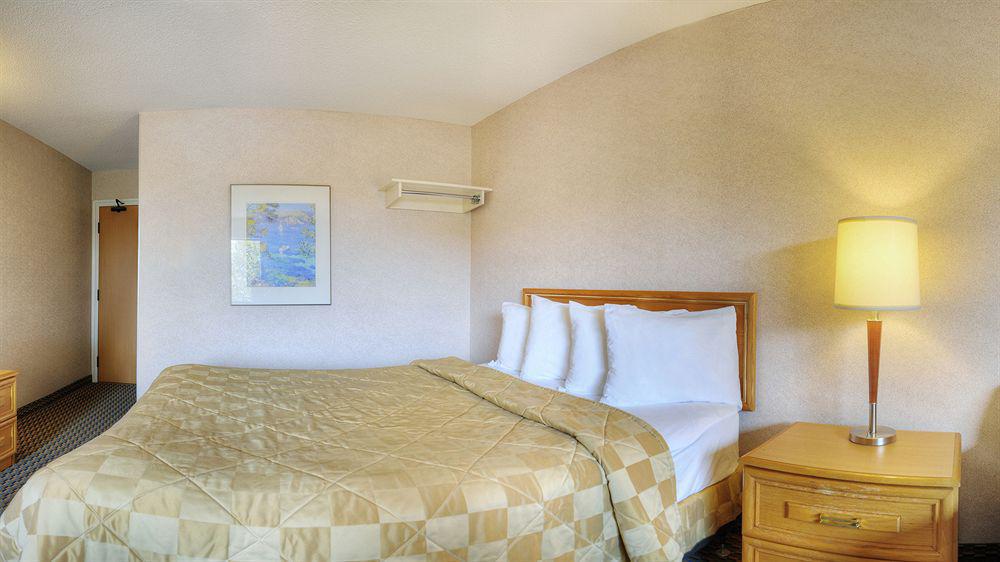 Comfort Inn Pickering Eksteriør bilde